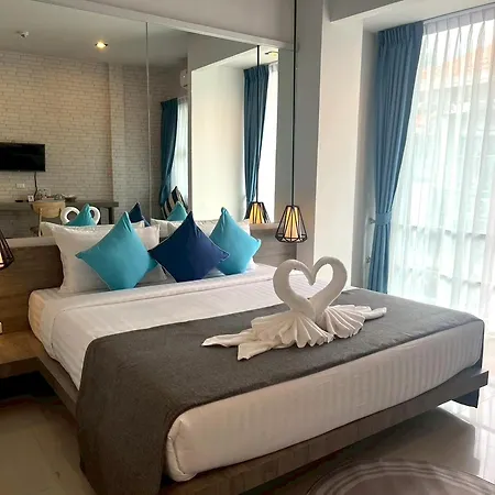 More Patong Hotel
